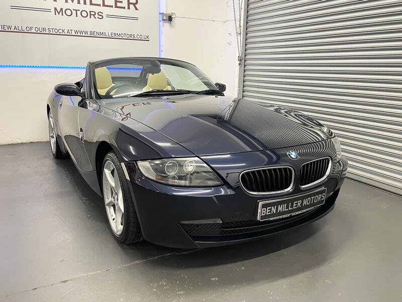 View BMW Z4 2.5 Z4 2.5si Sport Roadster