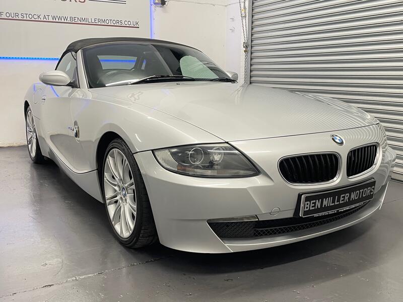 View BMW Z4 2.5 Z4 2.5si Sport Roadster