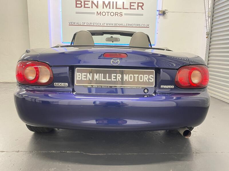 MAZDA MX-5
