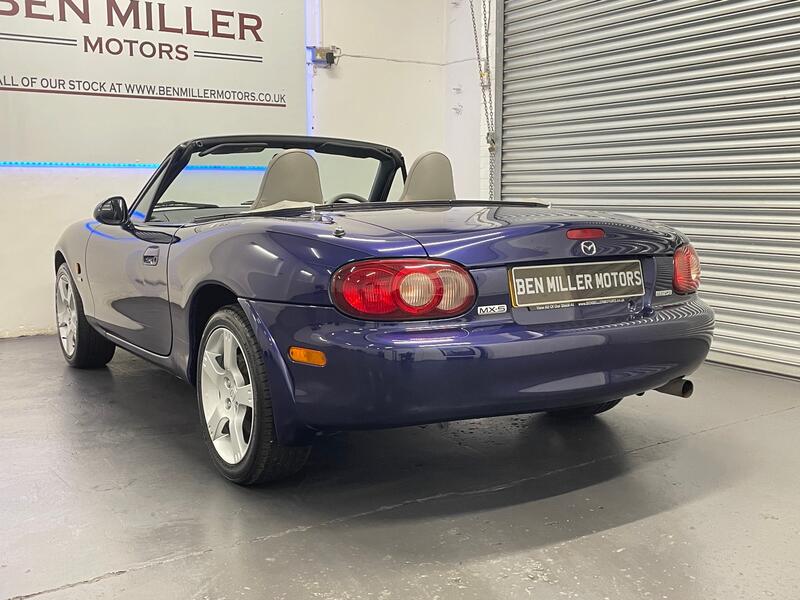MAZDA MX-5