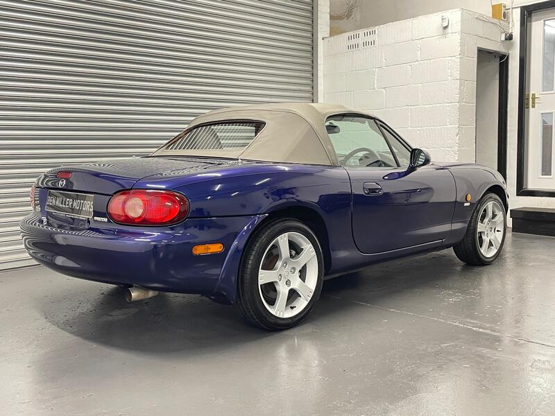 MAZDA MX-5
